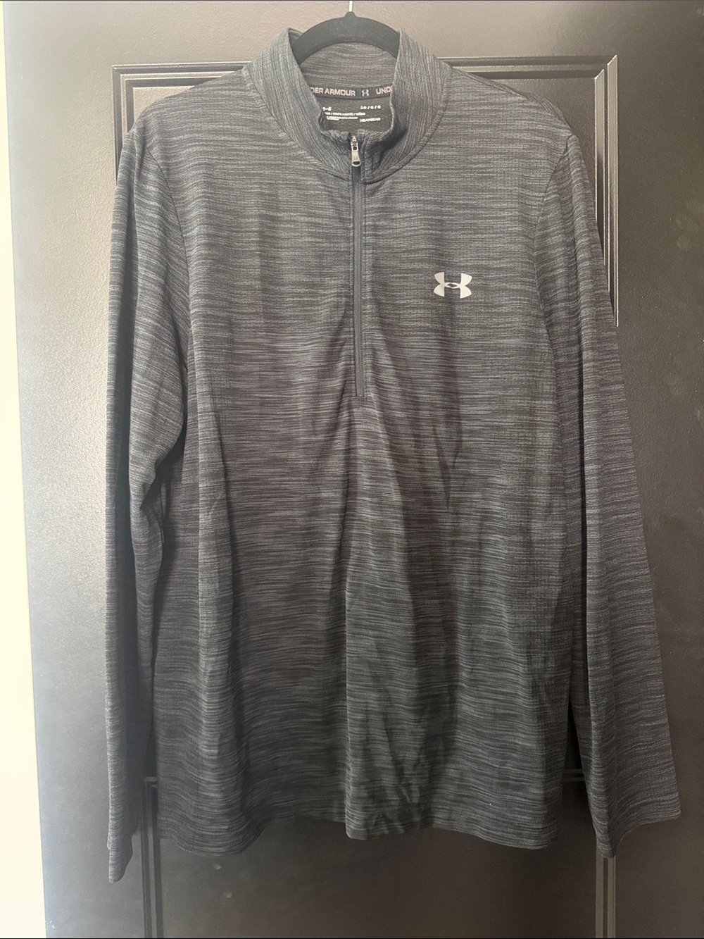 Under Armour Men's Black Heather Quarter-Zip Performance Pullover